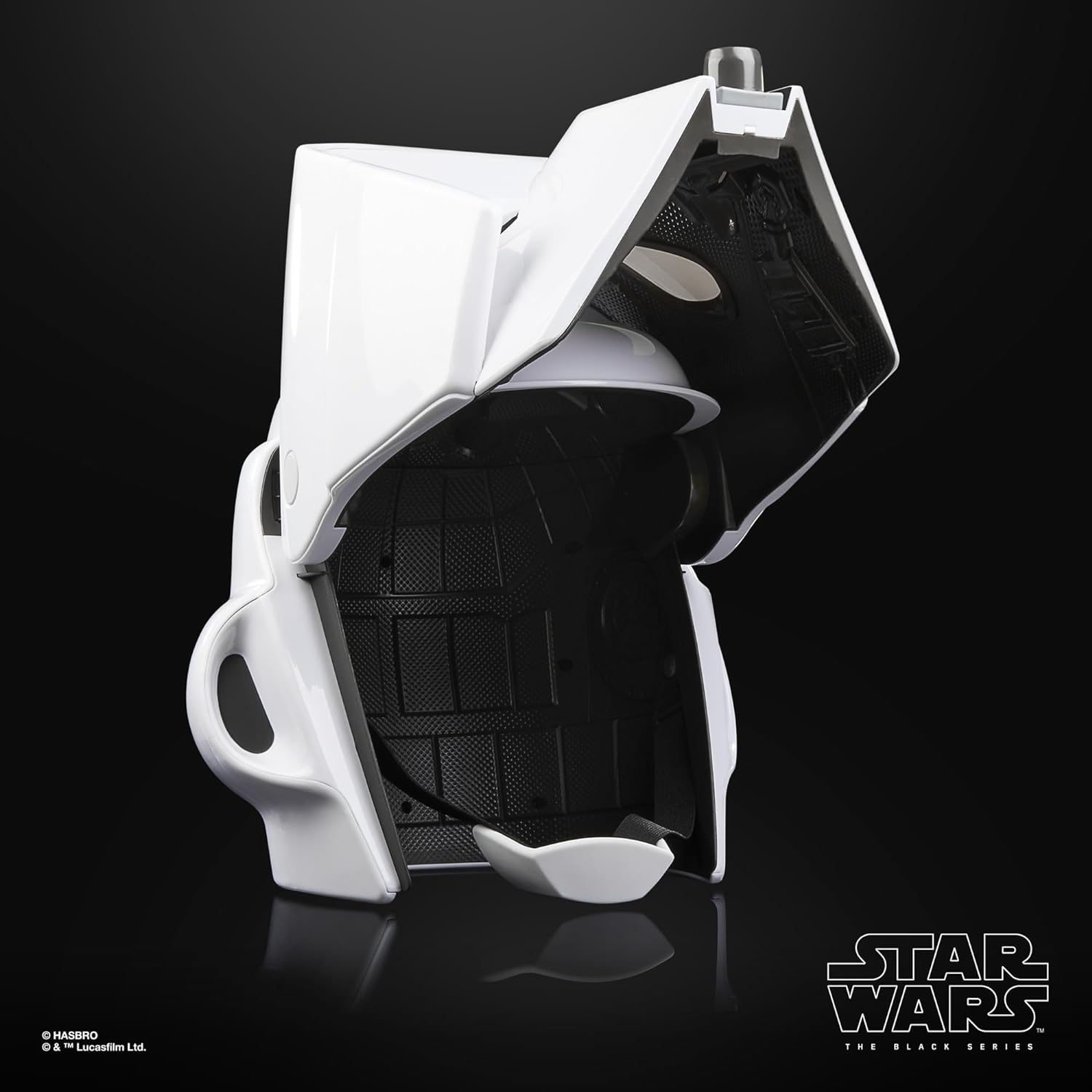 STAR WARS The Black Series Scout Trooper Premium Electronic Helmet with Sound Effects, Return of the Jedi Adult Roleplay Item - Image 6