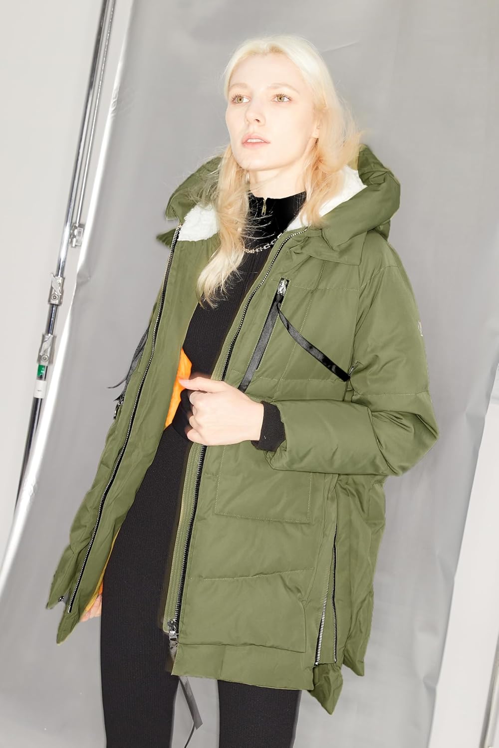 Orolay Women's Thickened Down Jacket - Image 4