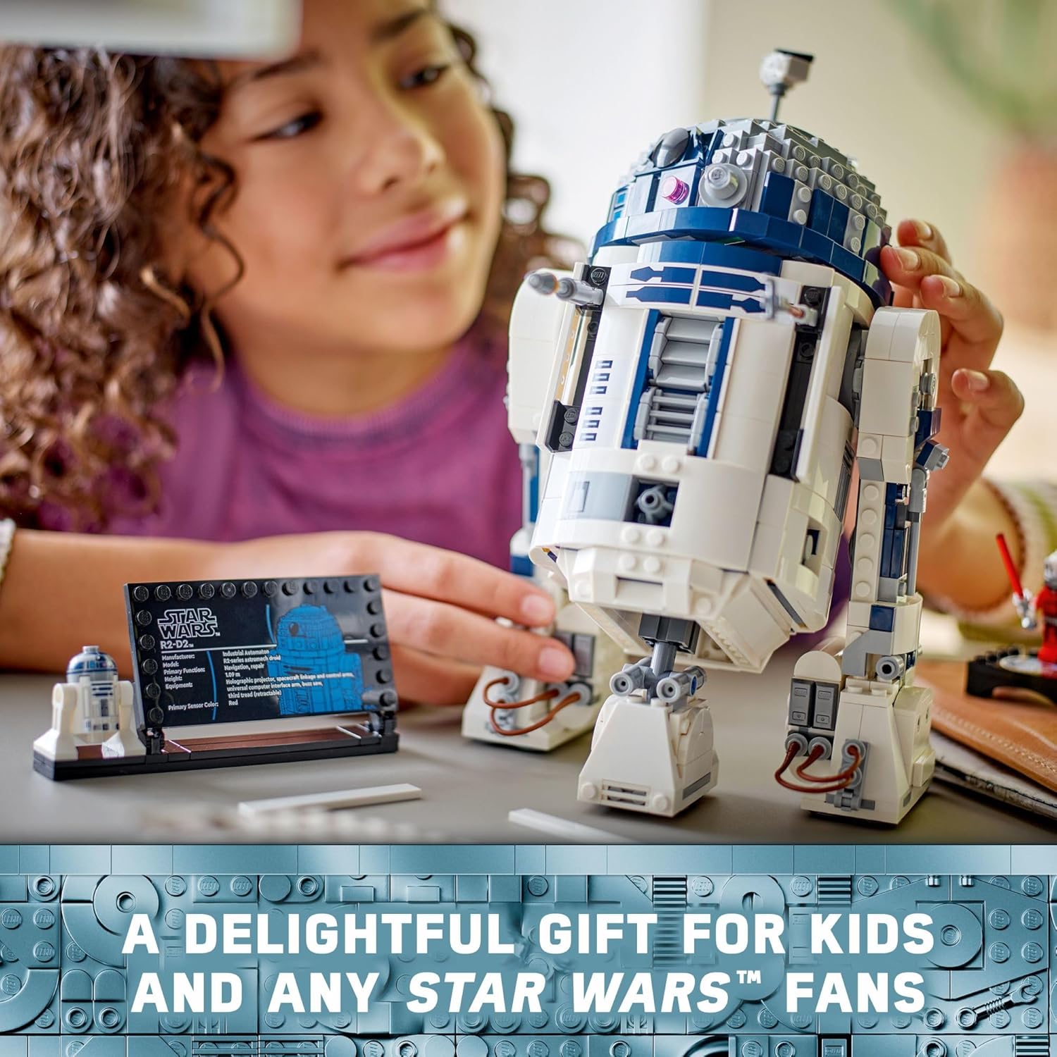 LEGO Star Wars R2-D2 Building Toy Set - Play or Display Star Wars Toy for Boys & Girls, Ages 10+ - Gift Ideas for Kids & Fans - Includes 25th Anniversary Darth Malak Minifigure - 75379 - Image 4